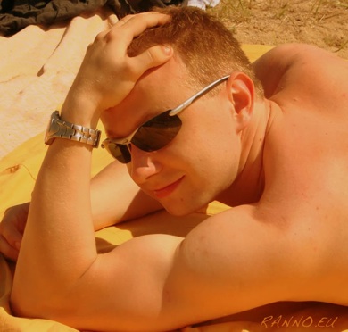 Ranno sunbathing