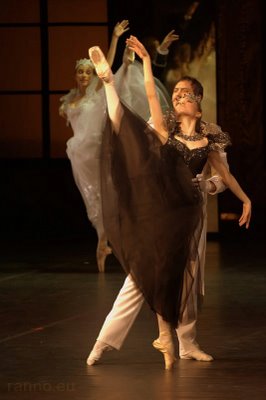 Hayley Blackburn @ Onegin