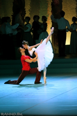 Steven Melendez & Hayley Blackburn in Sleeping Beauty