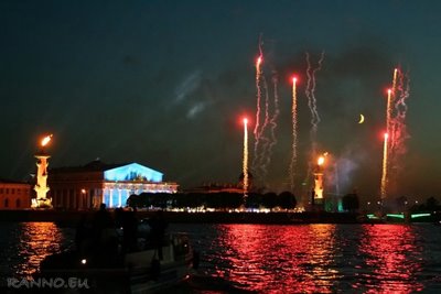 Fireworks at the Old Saint Petersburg Stock Exchange and Rostral Columns