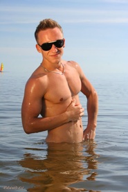 Anton in water